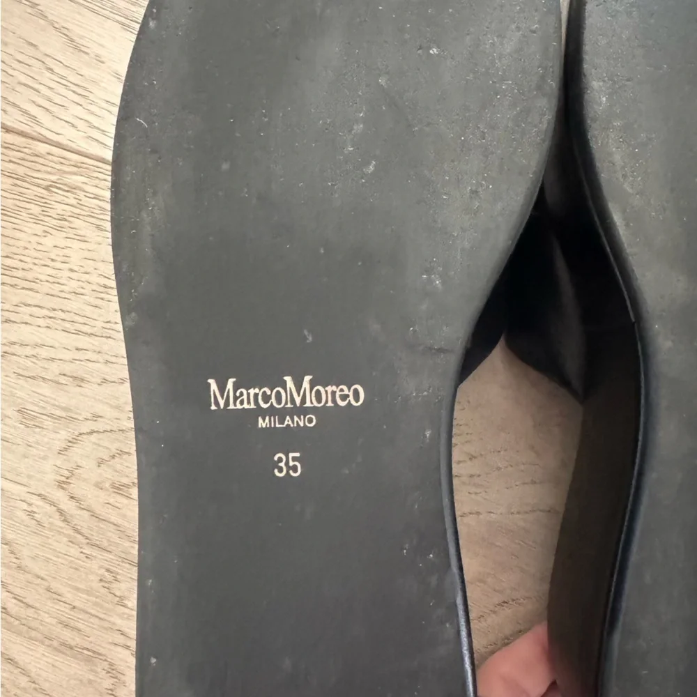 Marco Moreo Milano “Stephanie” Black Sandal size 35